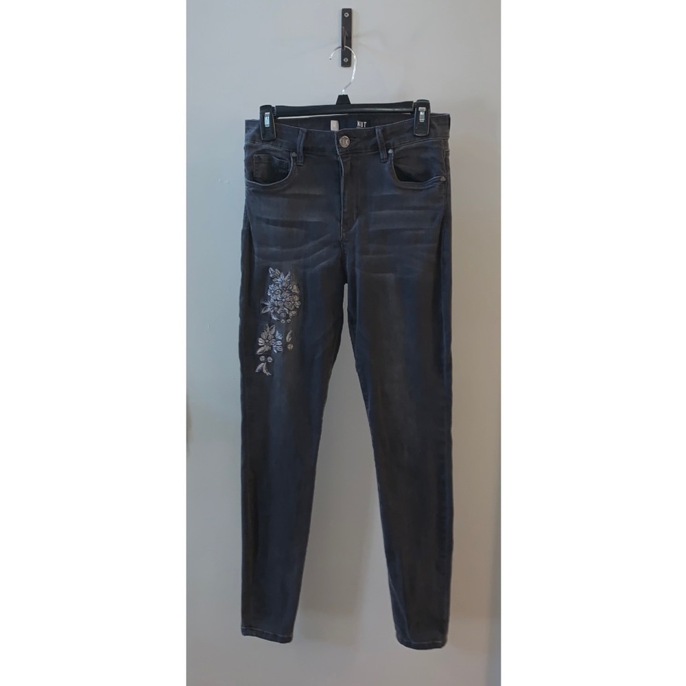 KUT High-Rise Skinny w/ floral embroidery